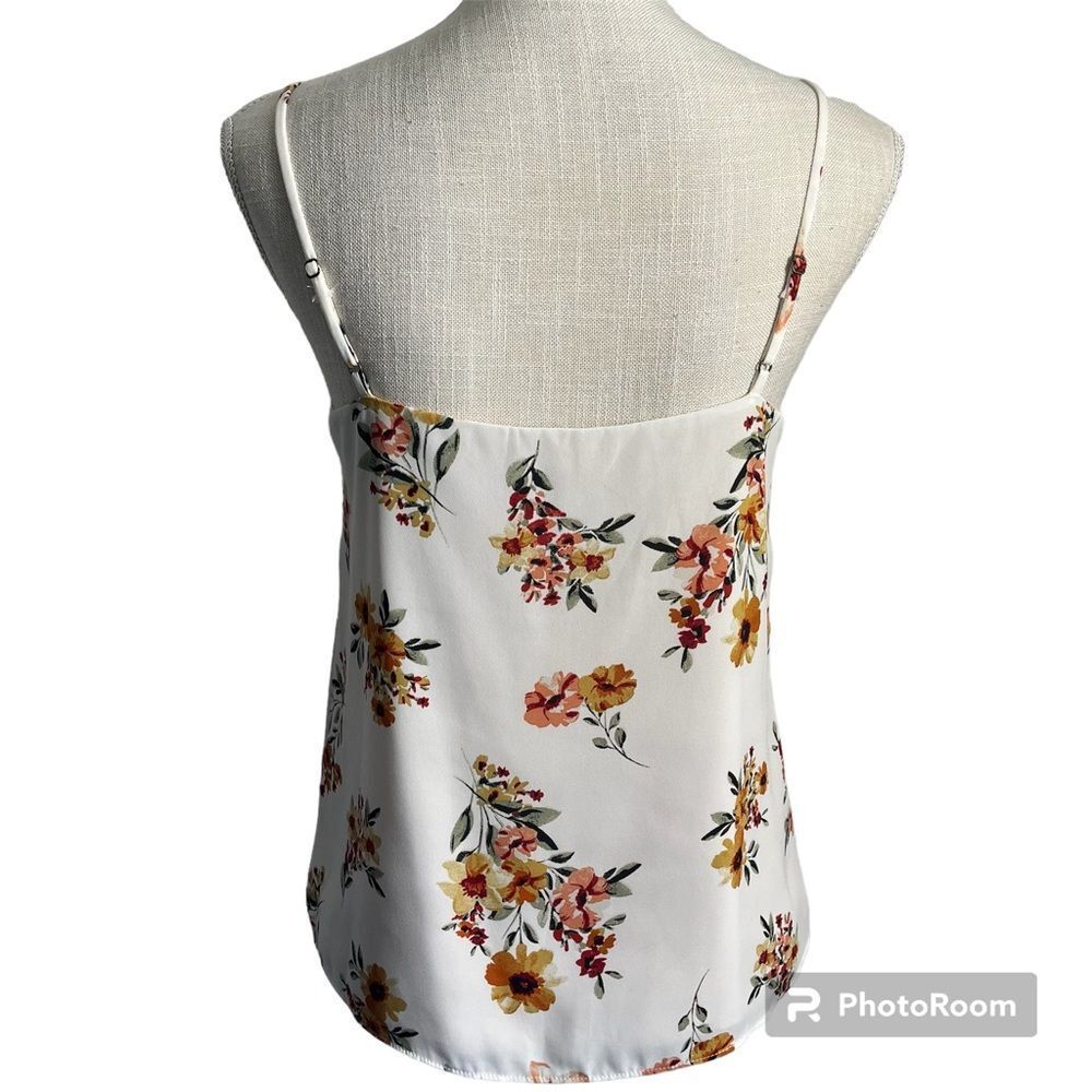 Socialite Cream Floral Lace Cami Tank Top Small - Picture 3 of 10